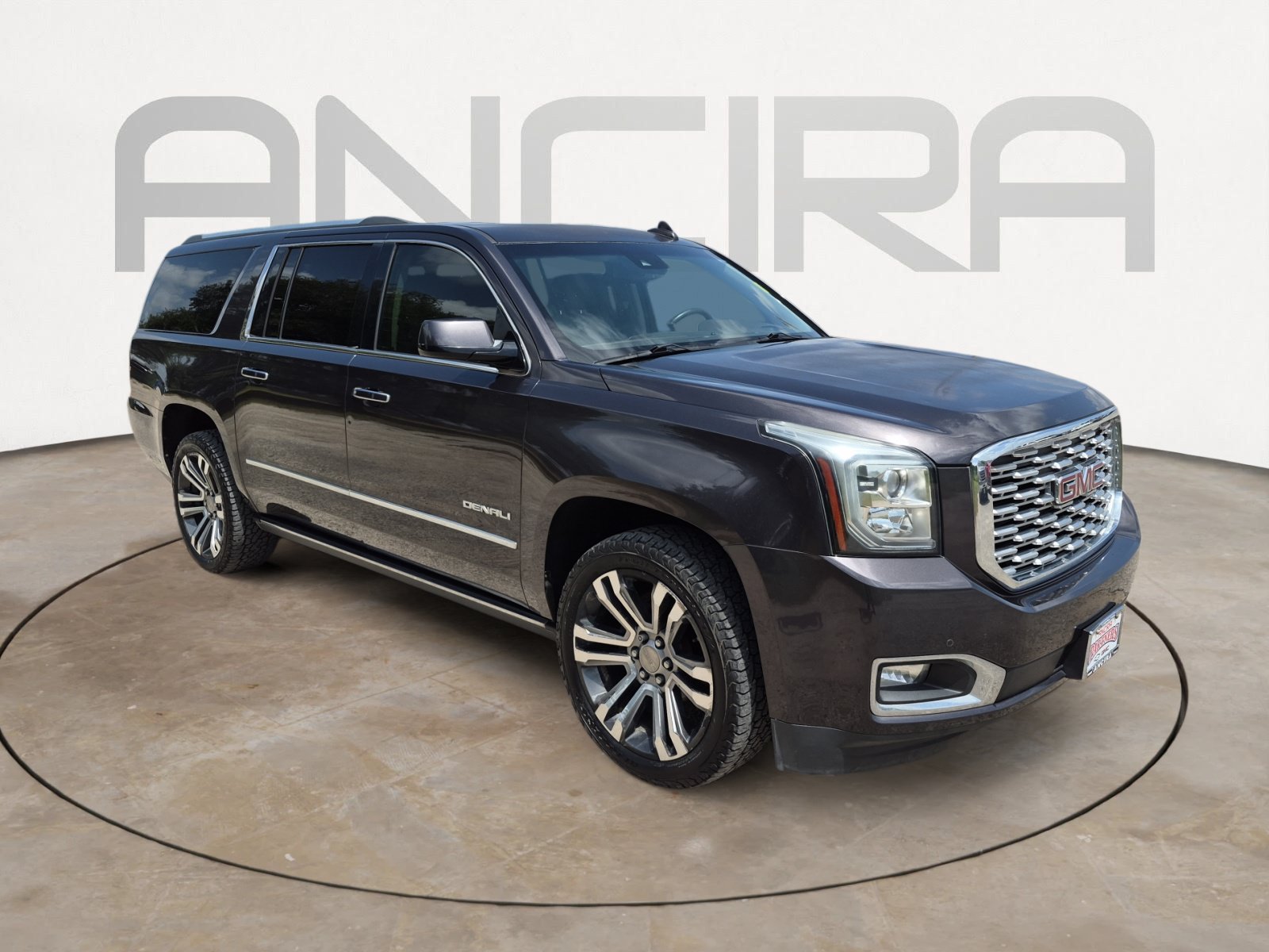 Used 2017 GMC Yukon XL Denali w/ Open Road Package AWD/4WD image 5