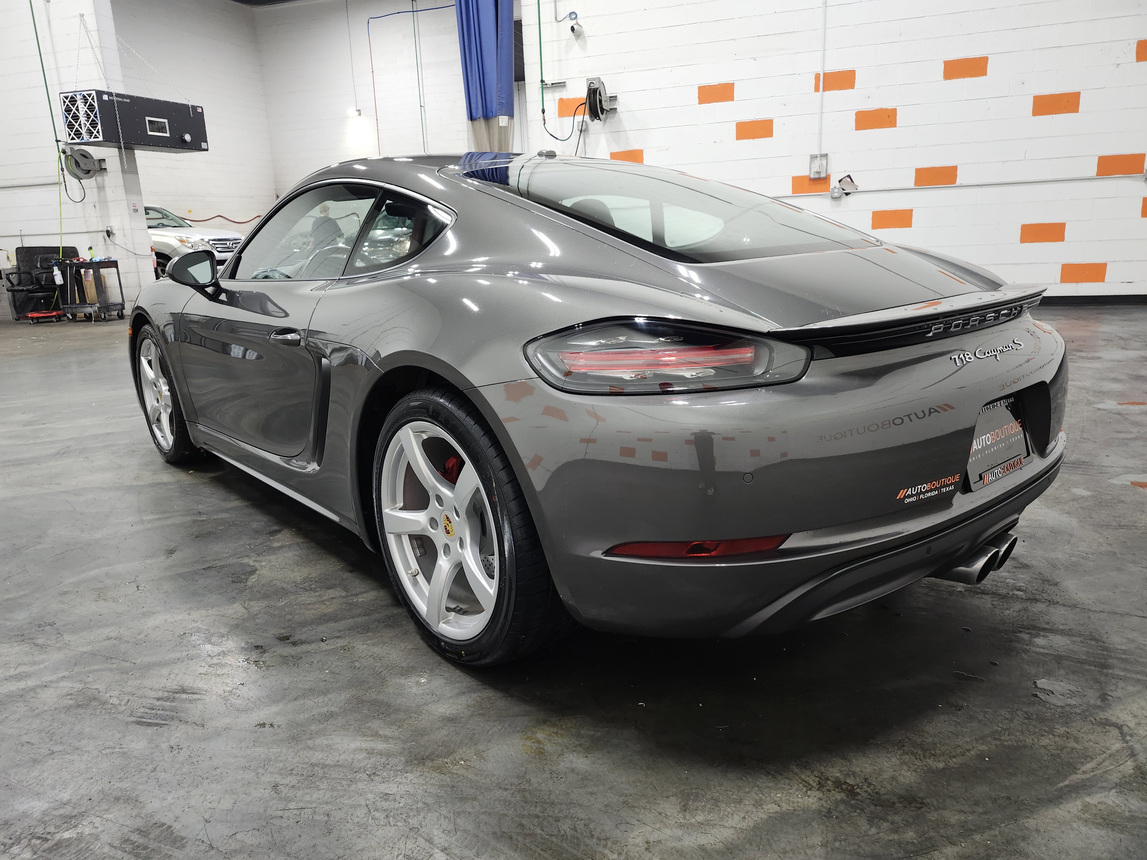 Used 2017 Porsche 718 Cayman S RWD image 16