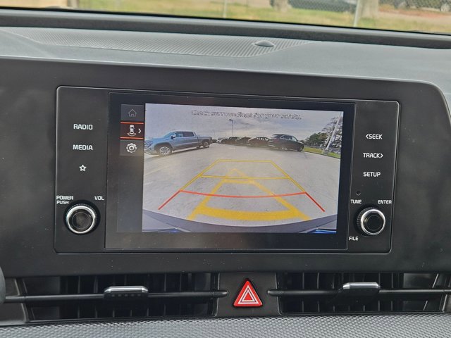 Used 2024 Kia Sportage LX image 13