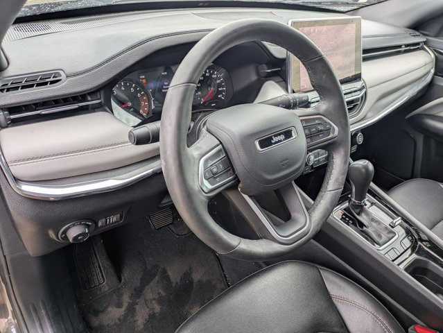 Used 2024 Jeep Compass Limited image 10