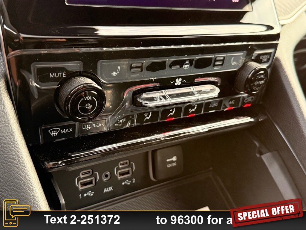 New 2025 Jeep Grand Cherokee L Altitude image 16