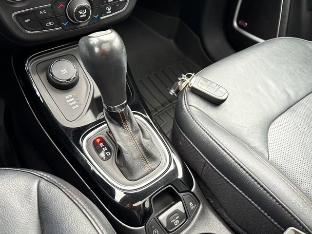Used 2017 Jeep Compass Limited image 27