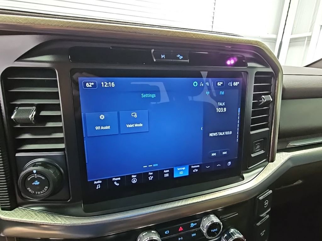 Used 2025 Ford F150 King Ranch w/ FX4 Off-Road Package image 21