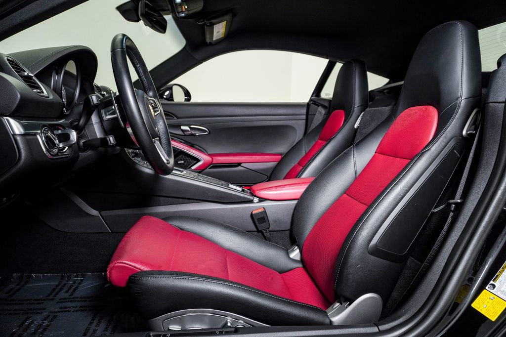 Certified 2022 Porsche 718 Cayman S image 5