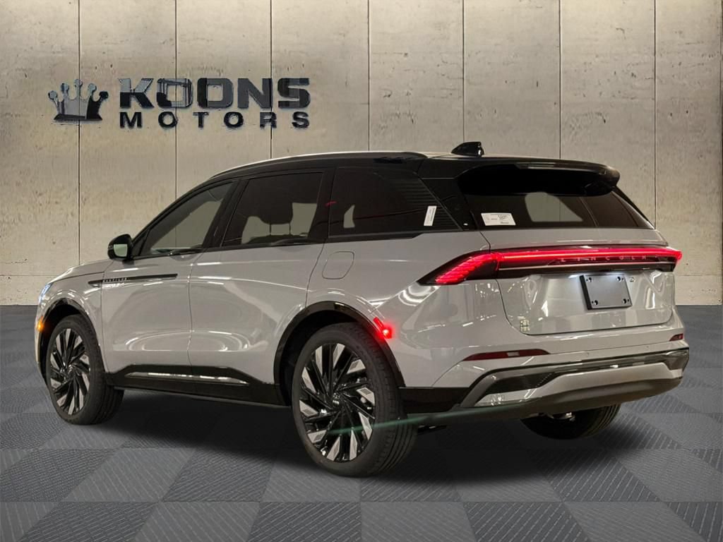 New 2026 Lincoln Nautilus Reserve w/ Jet Appearance Package AWD/4WD image 6