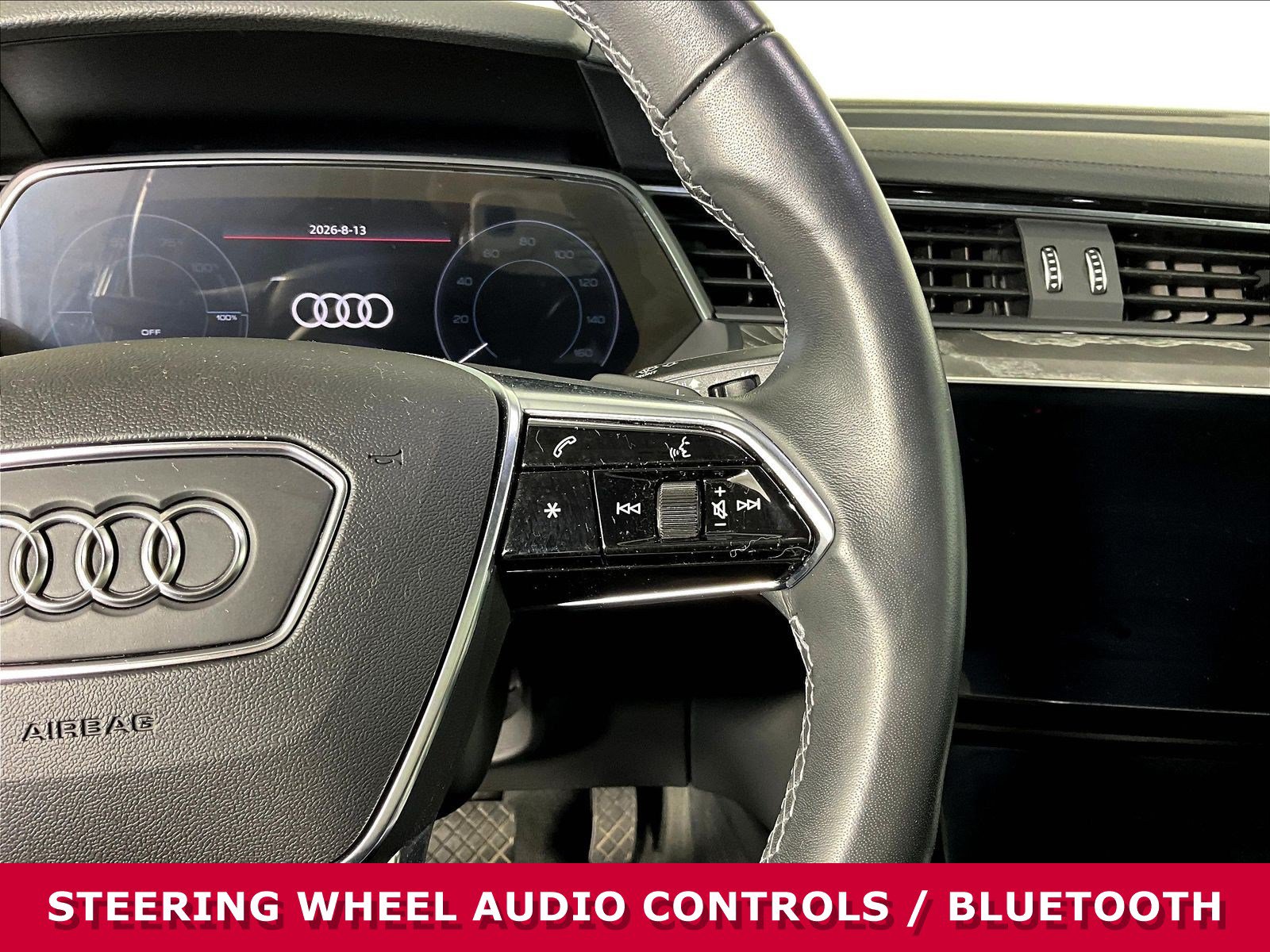 Used 2022 Audi e-tron Premium Plus w/ Premium Plus Package AWD/4WD image 12