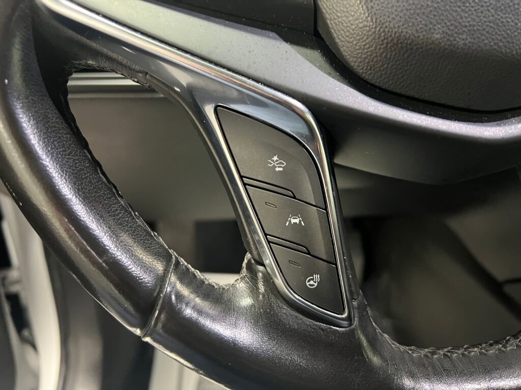 Used 2019 Cadillac XT5 Luxury w/ LPO, Black Ice Package image 14