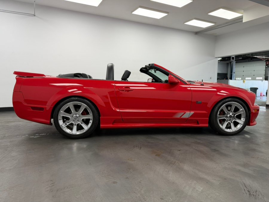 Used 2005 Ford Mustang GT Premium RWD image 17
