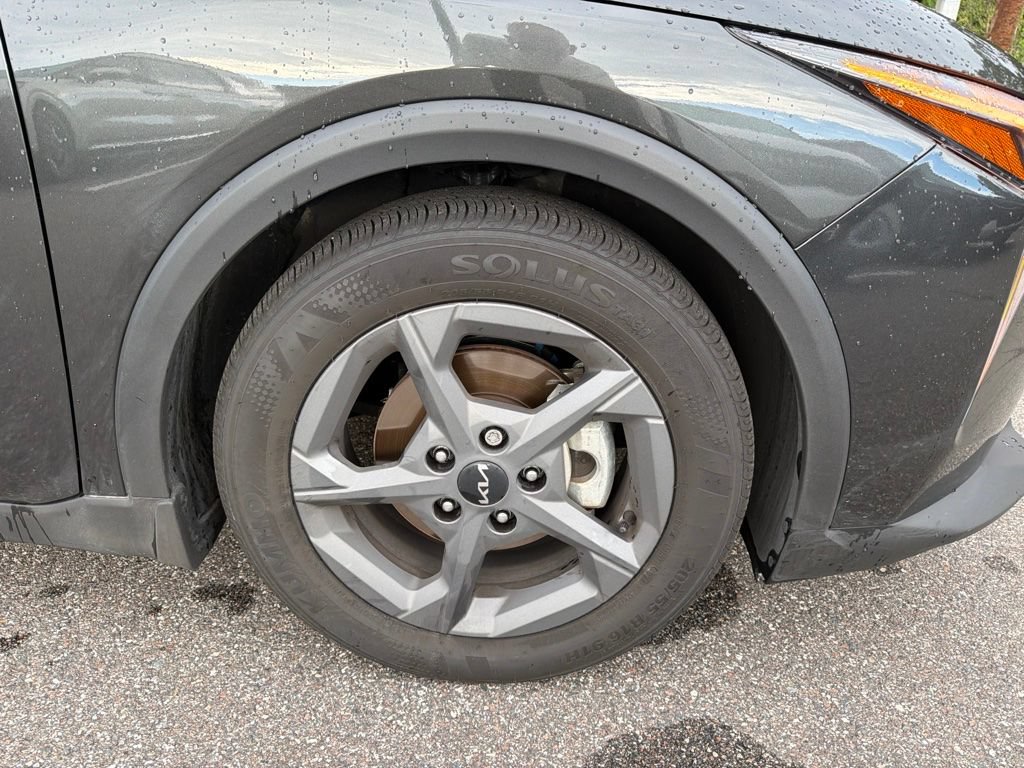 Certified 2025 Kia K4 FWD image 26