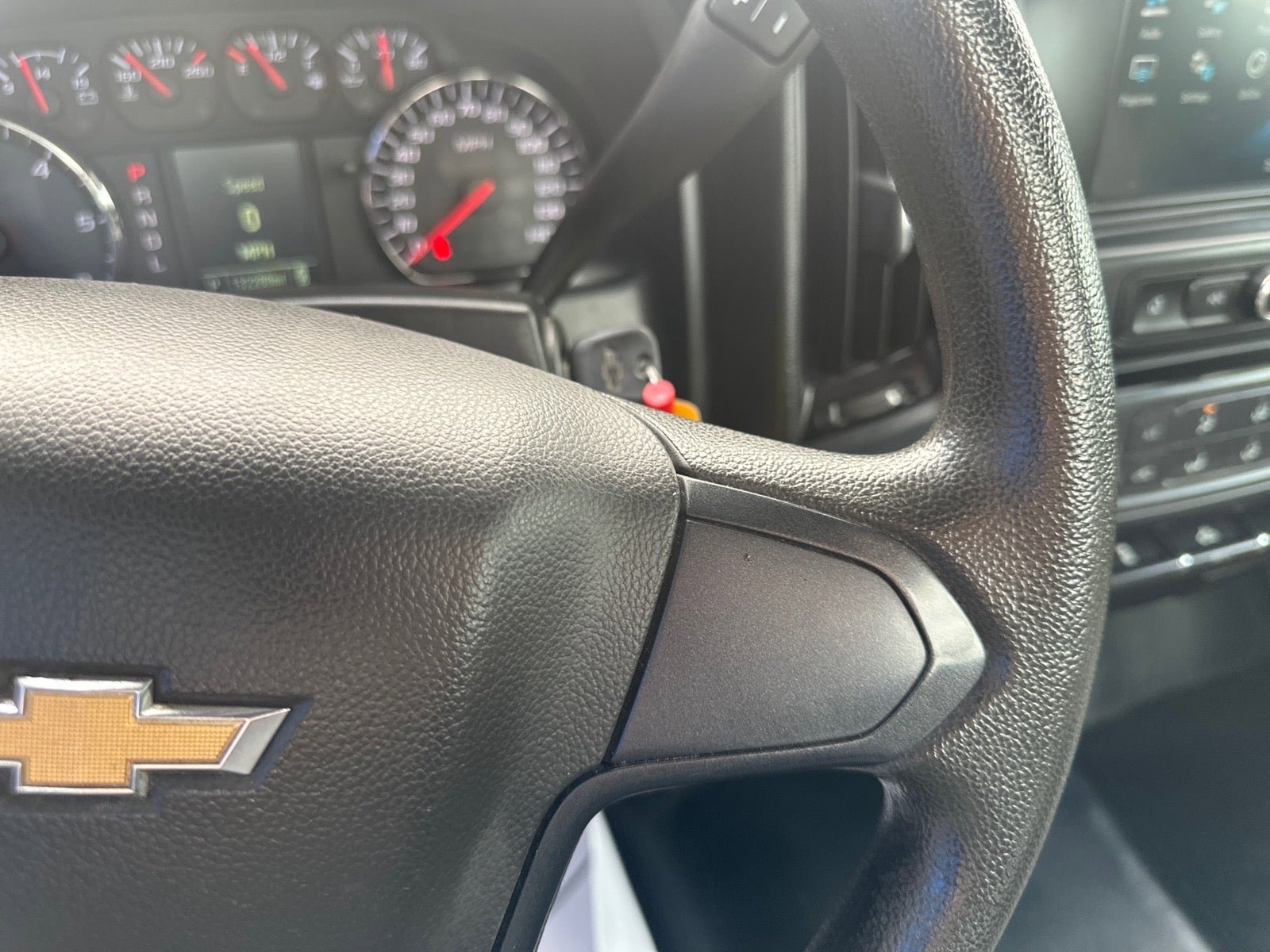 Used 2021 Chevrolet Silverado 1500 W/T RWD image 20