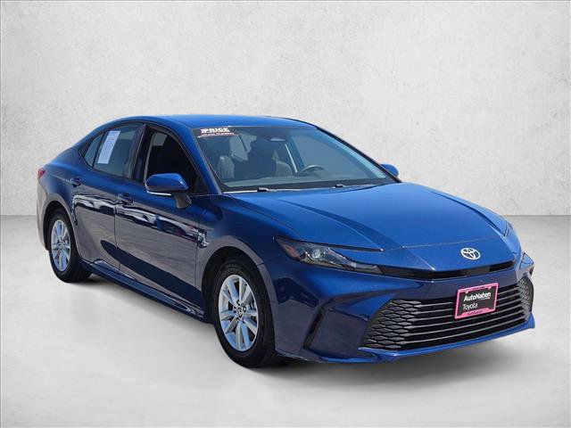 Used 2025 Toyota Camry LE FWD image 3