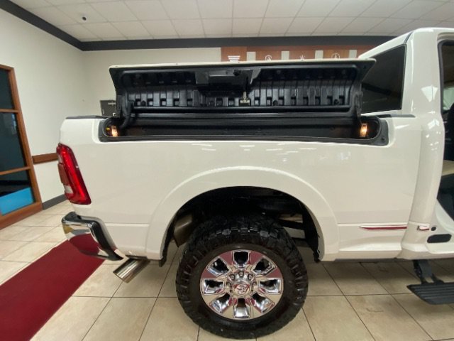 Used 2020 RAM 2500 Limited AWD/4WD image 17