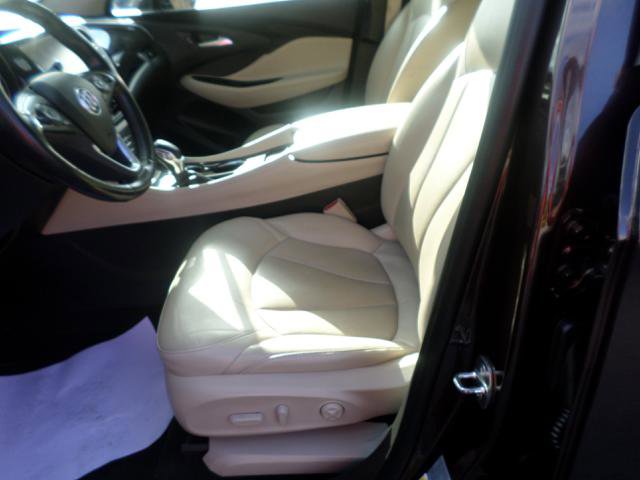 Used 2020 Buick Envision Essence AWD/4WD image 37