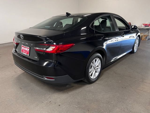 Used 2025 Toyota Camry LE FWD image 3