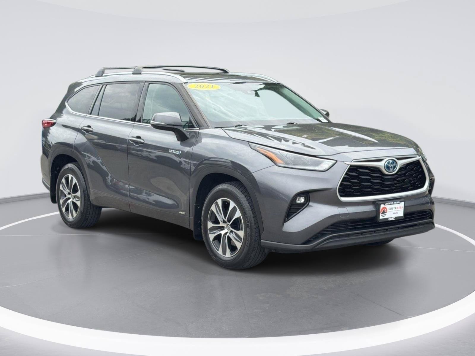 Used 2021 Toyota Highlander XLE