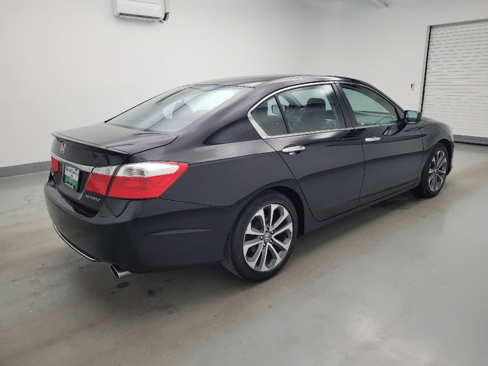 Used 2015 Honda Accord Sport image 10
