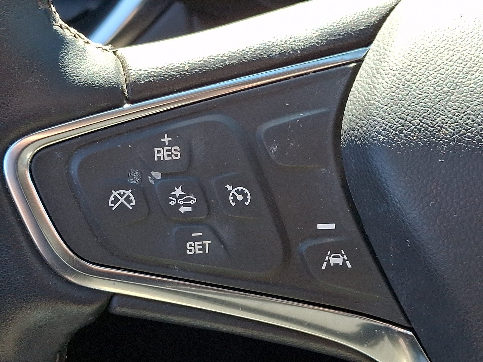 Certified 2024 Chevrolet Equinox LT AWD/4WD image 21