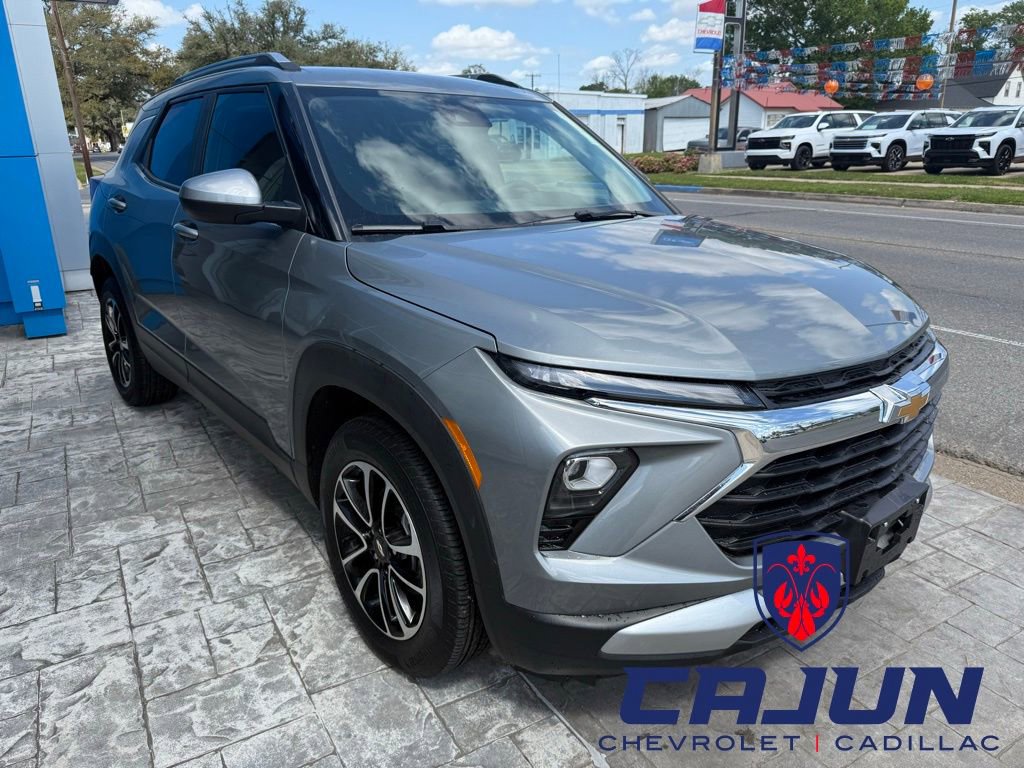 Used 2025 Chevrolet TrailBlazer LT image 5