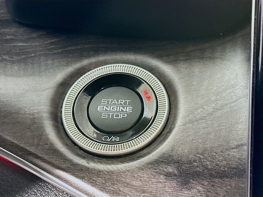 Certified 2023 Jeep Grand Cherokee L Overland w/ Luxury Tech Group IV image 21