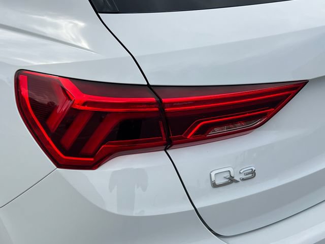 Used 2022 Audi Q3 2.0T Premium AWD/4WD image 19