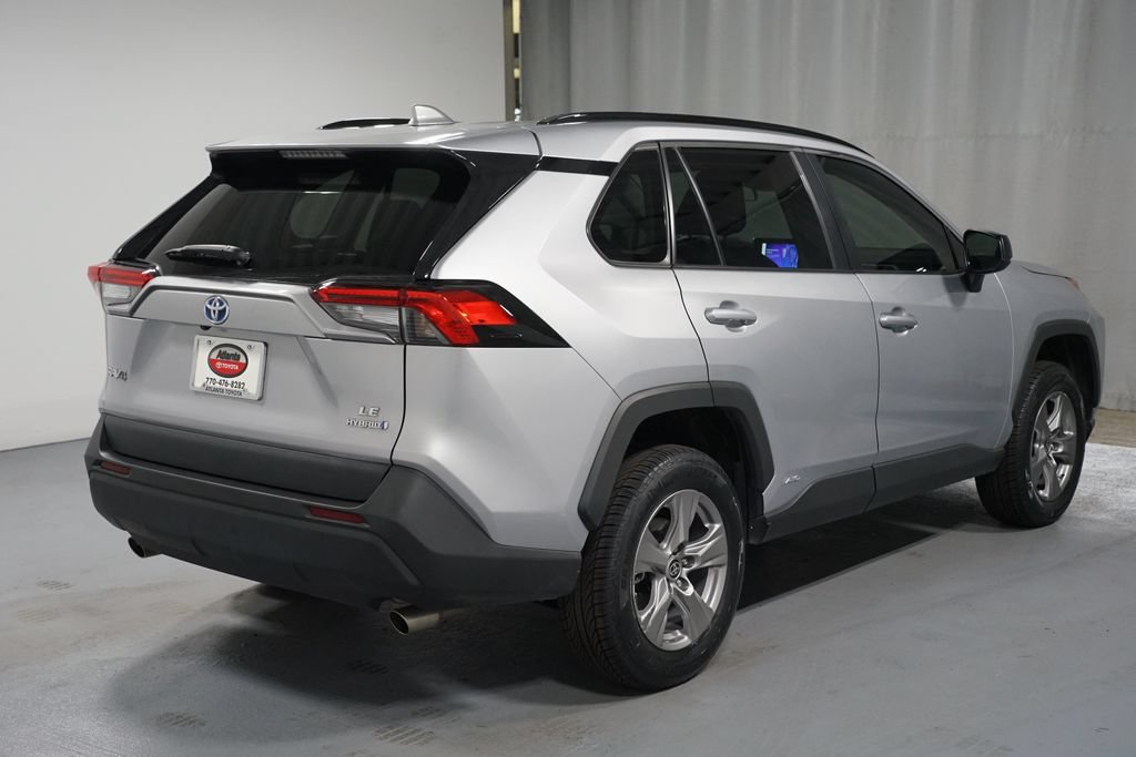 Certified 2024 Toyota RAV4 LE AWD/4WD image 8
