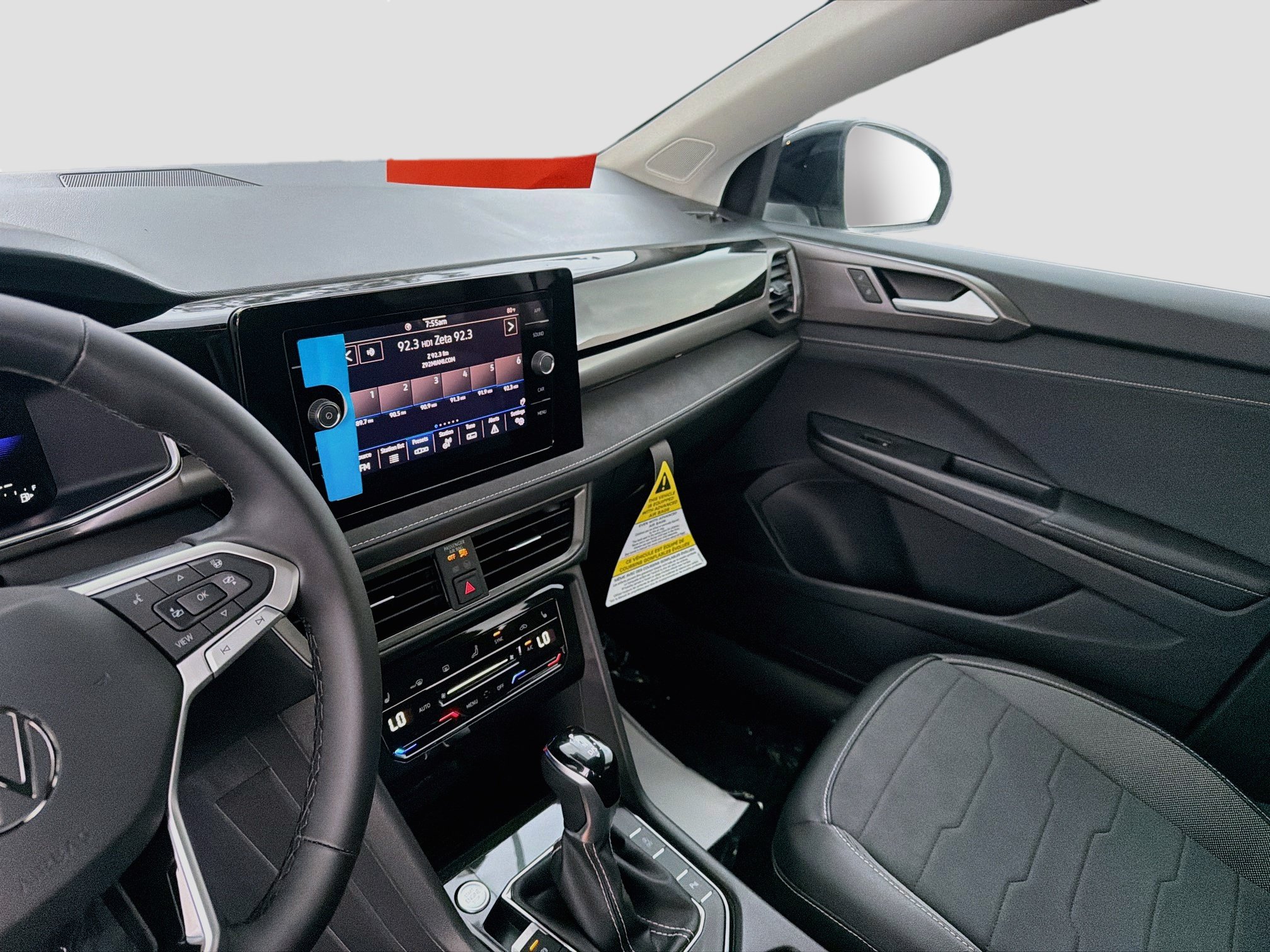 New 2026 Volkswagen Taos SE FWD image 18
