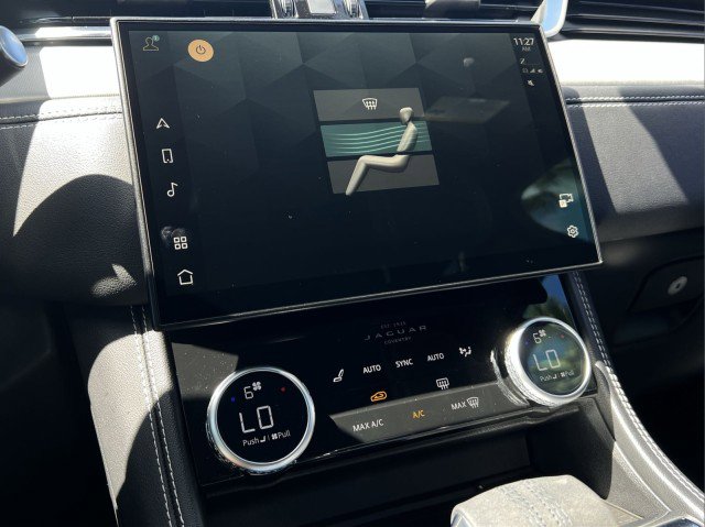 Certified 2025 Jaguar F-PACE R-Dynamic S AWD/4WD image 29