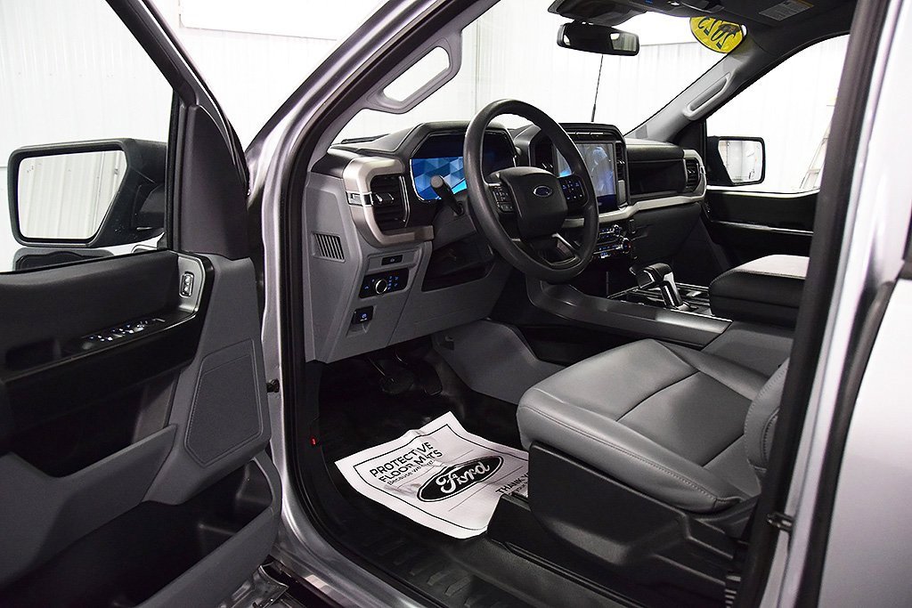 Used 2023 Ford F150 Lightning Pro image 15