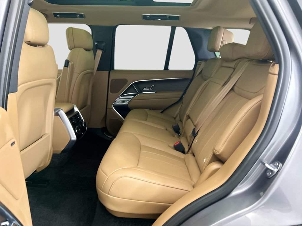 Used 2023 Land Rover Range Rover SE AWD/4WD image 18