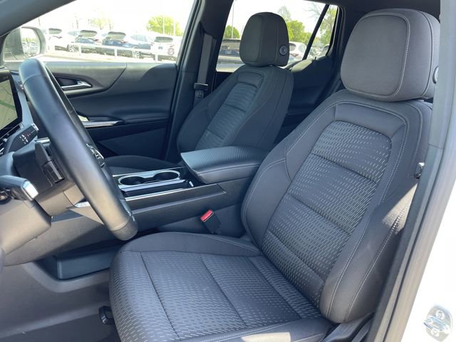 Used 2025 Chevrolet Equinox LT AWD/4WD image 24