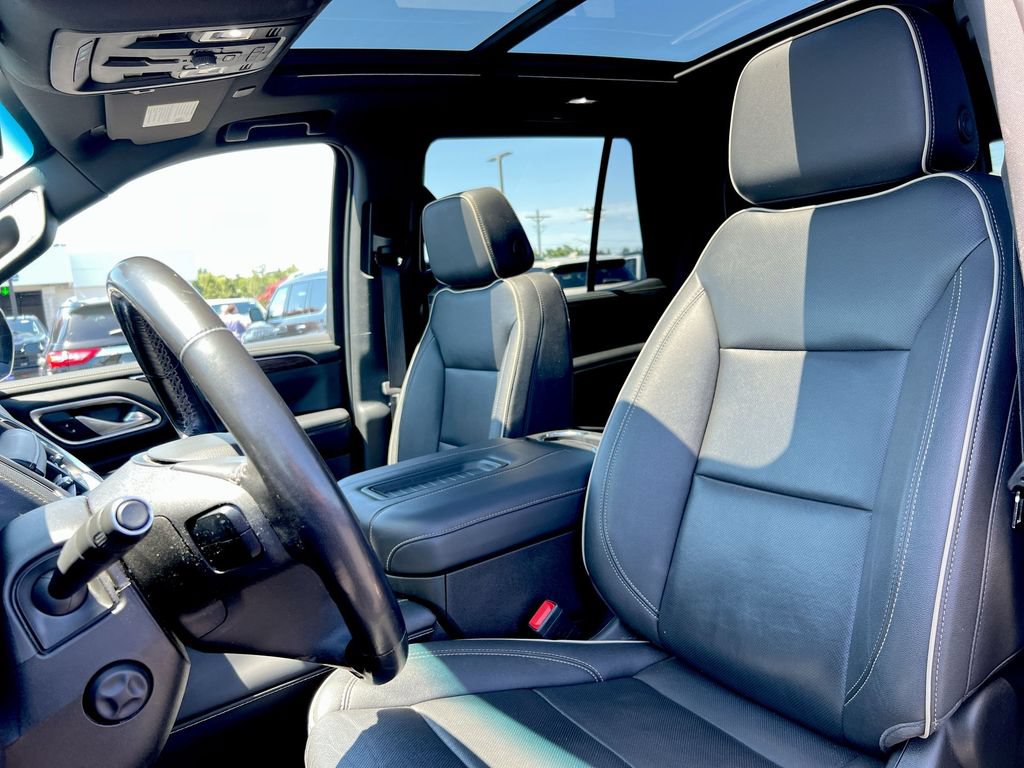 Used 2022 Chevrolet Tahoe Premier AWD/4WD image 17