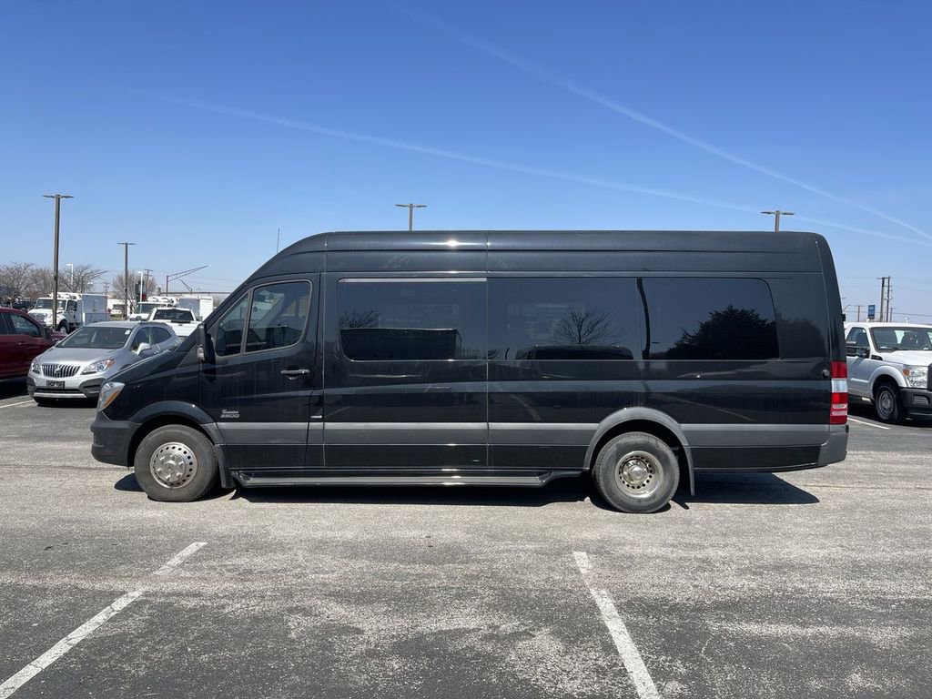 Used 2016 Mercedes-Benz Sprinter 3500 image 3