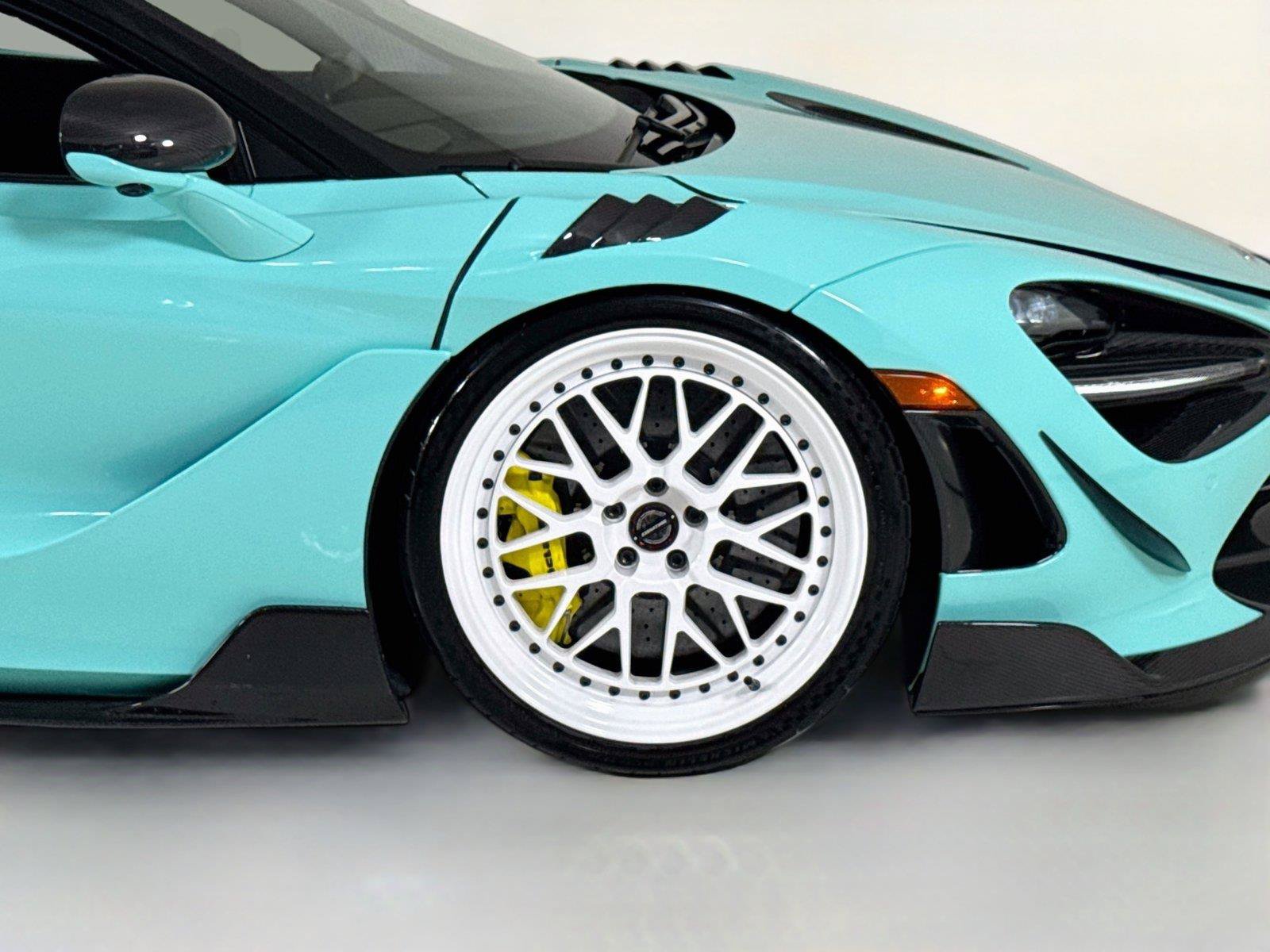 Used 2021 McLaren 720S Performance RWD image 37