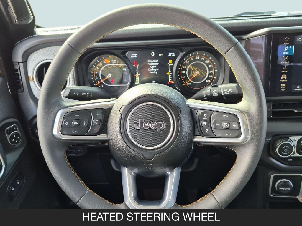 Used 2025 Jeep Wrangler Unlimited Sahara AWD/4WD image 12