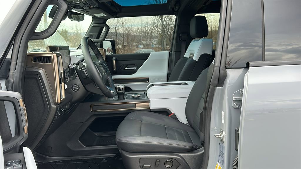 Used 2025 GMC Hummer EV 3X AWD/4WD image 10