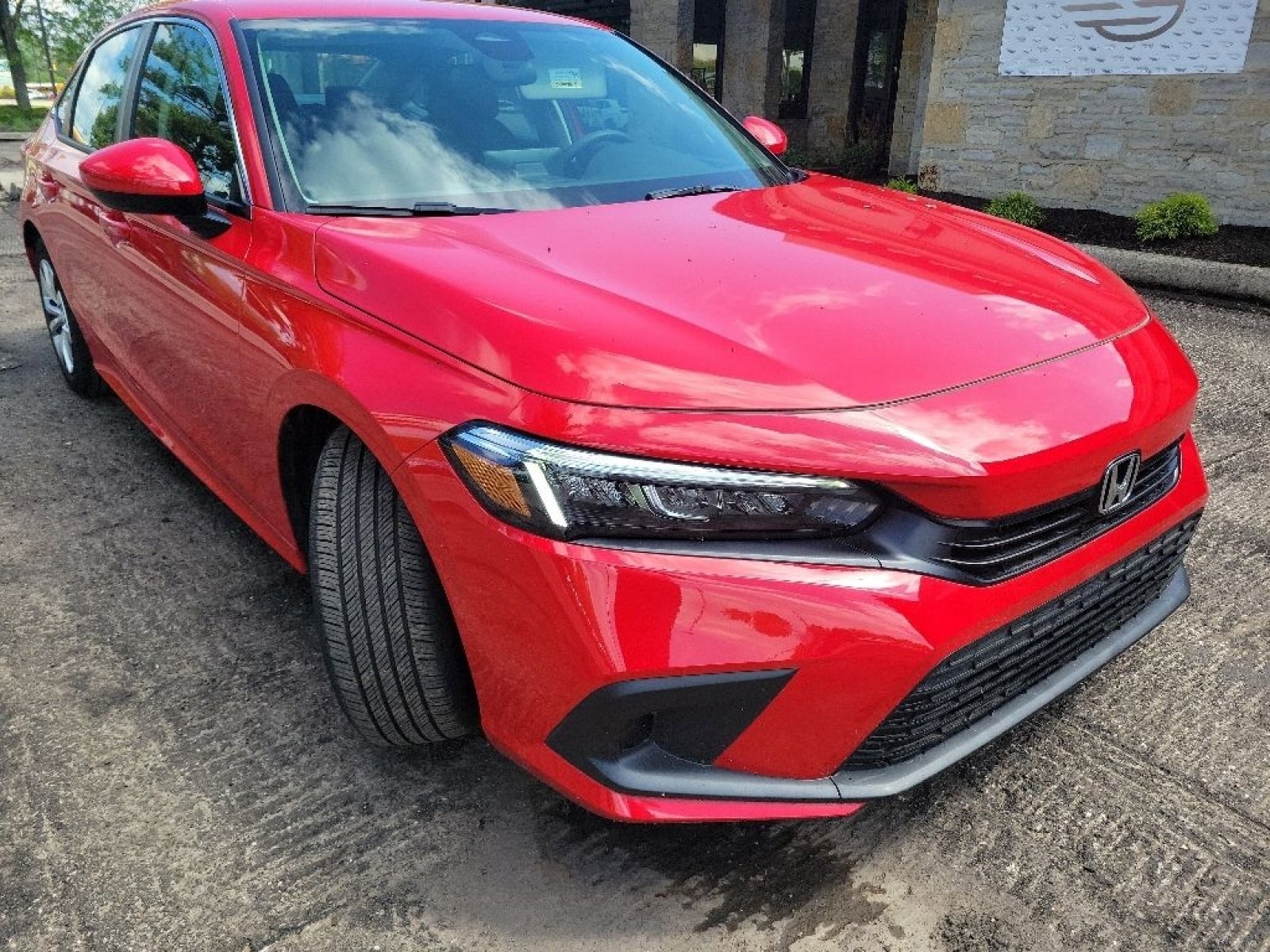 Used 2023 Honda Civic LX image 5