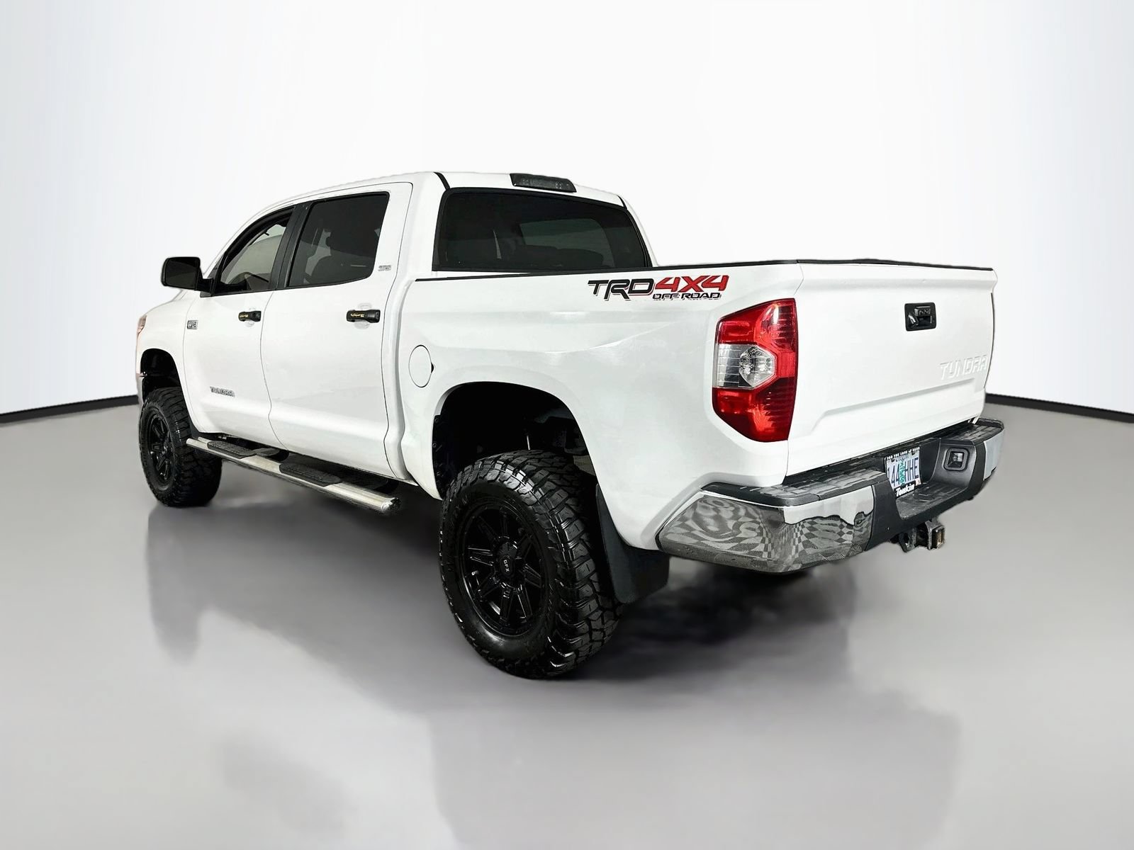 Used 2015 Toyota Tundra SR5 w/ TRD Off Road Package AWD/4WD image 6