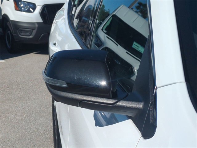 Used 2025 GMC Acadia Elevation image 12