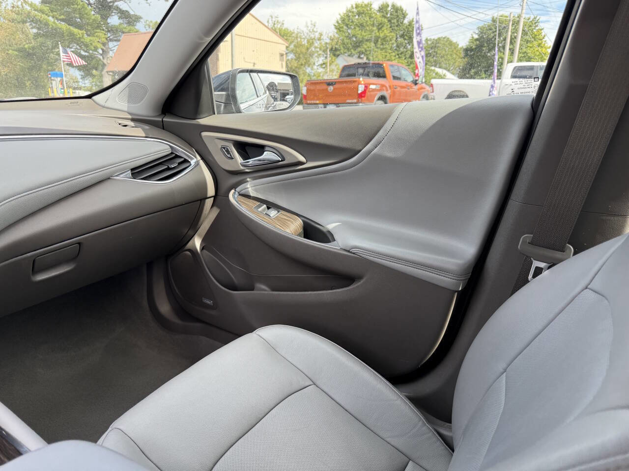 Used 2019 Chevrolet Malibu Premier image 18