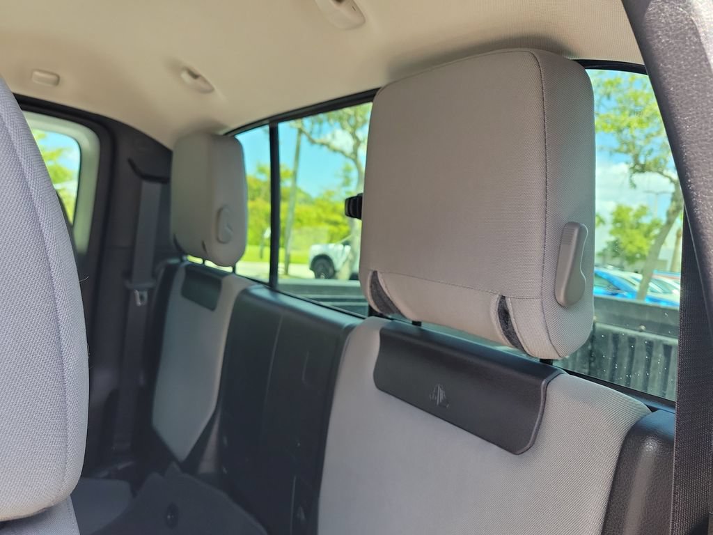 Used 2018 Toyota Tacoma SR w/ SR Convenience Package RWD image 21