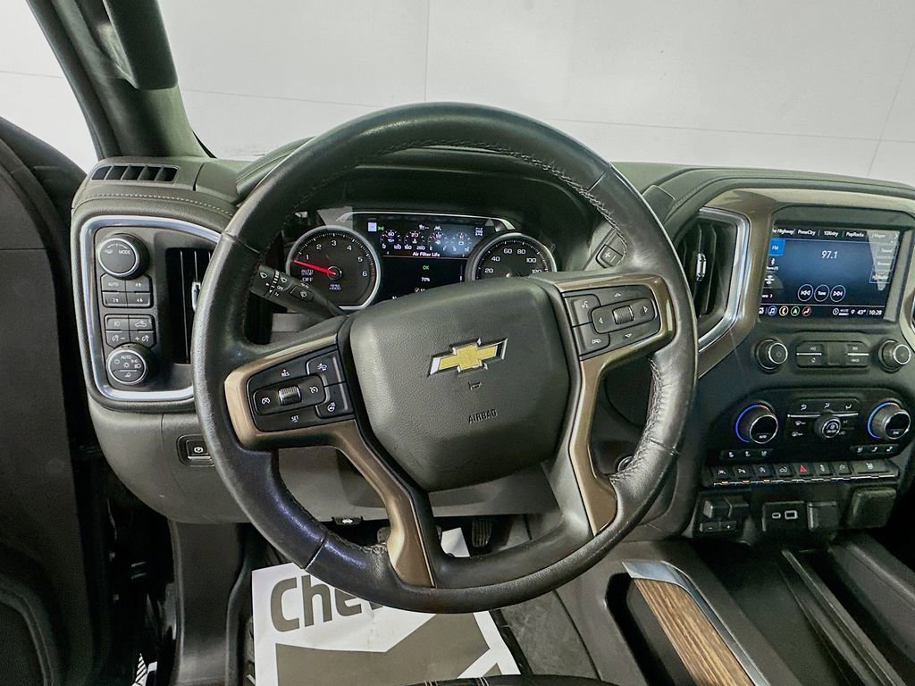 Used 2021 Chevrolet Silverado 1500 High Country image 11