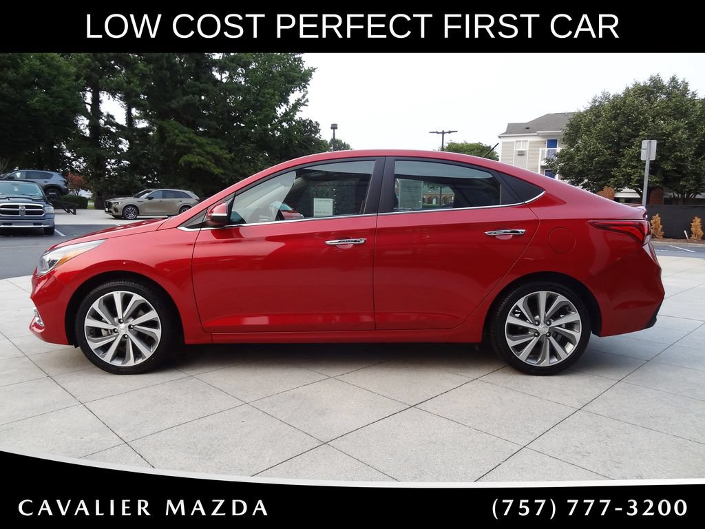 Used 2022 Hyundai Accent Limited FWD image 4