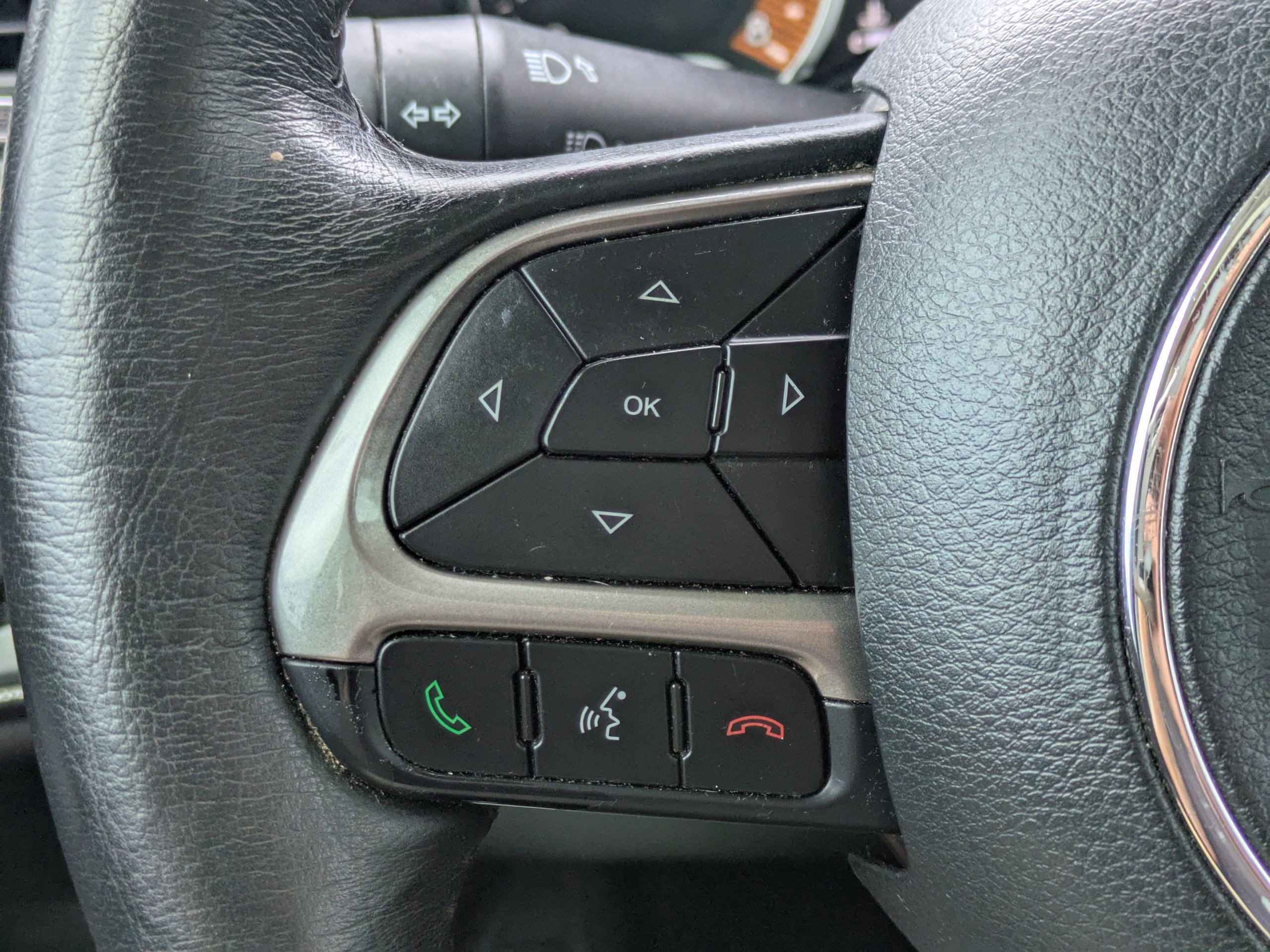 Used 2022 Jeep Renegade Latitude AWD/4WD image 22