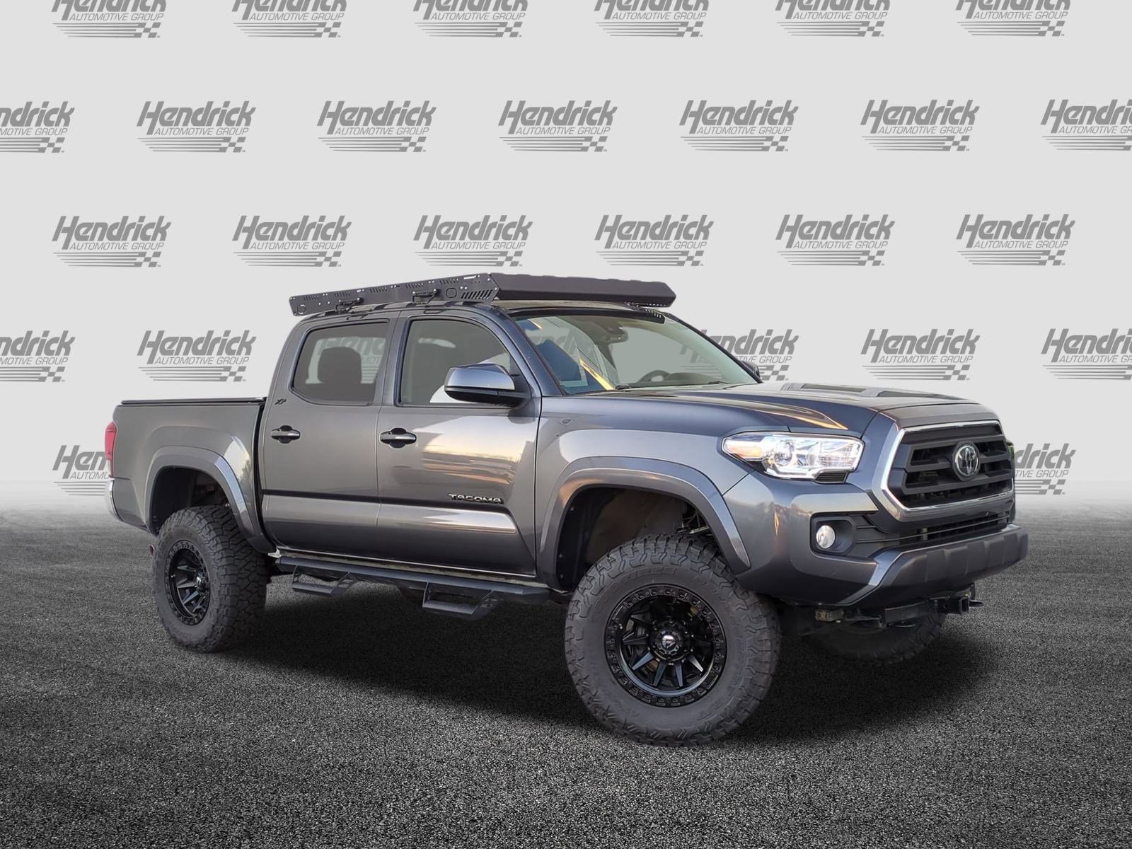 Used 2020 Toyota Tacoma SR5 image 2