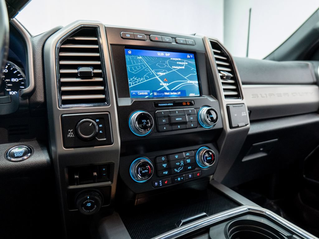 Used 2021 Ford F250 Platinum w/ FX4 Off-Road Package AWD/4WD image 46