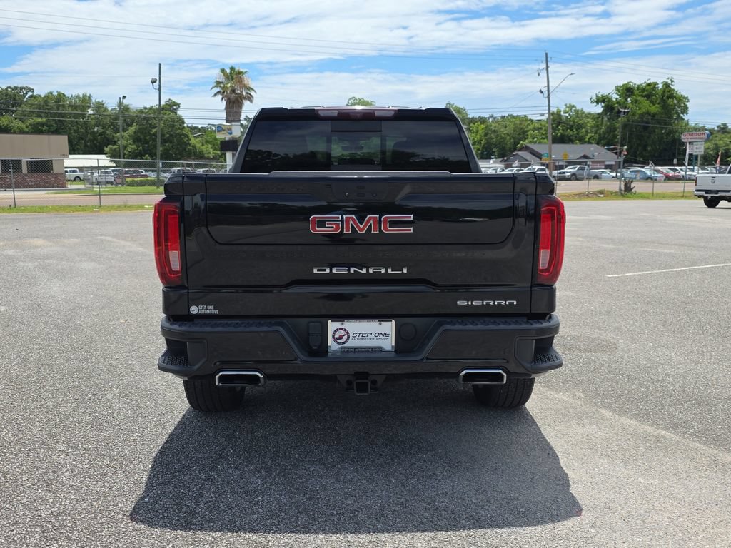 Used 2021 GMC Sierra 1500 Denali w/ Denali Ultimate Package AWD/4WD image 5
