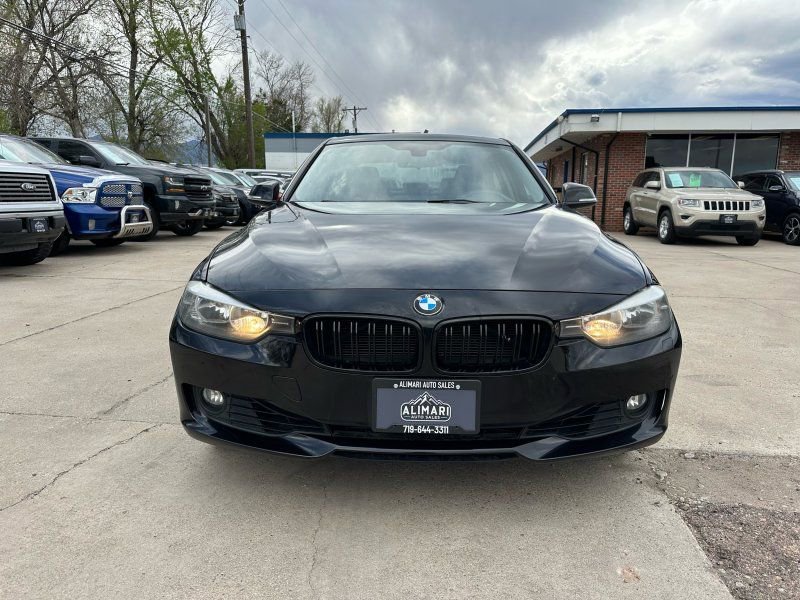 Used 2014 BMW 328i xDrive Sedan AWD/4WD image 2