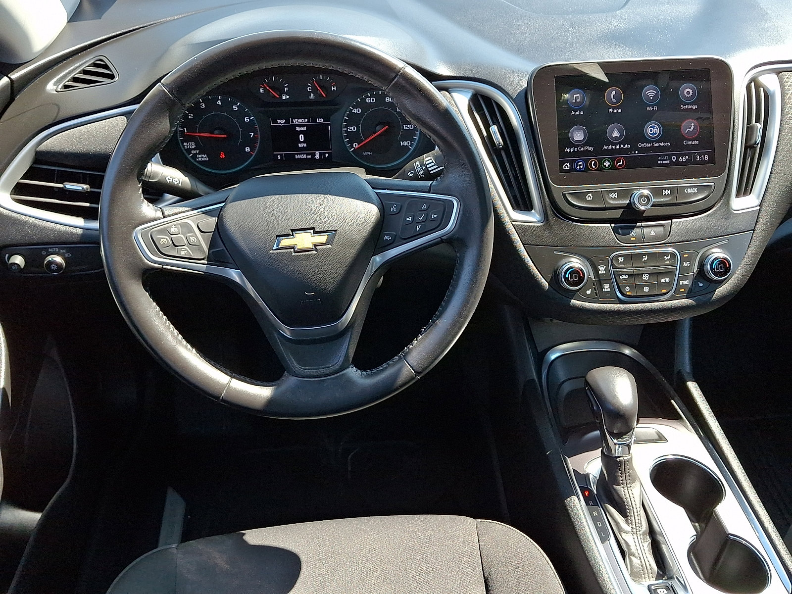 Certified 2022 Chevrolet Malibu LT w/ Sport Edition FWD image 12