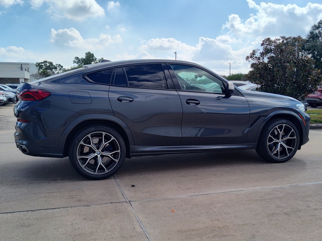 Used 2021 BMW X6 M50i w/ Premium Package AWD/4WD image 12