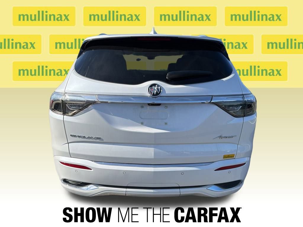 Used 2024 Buick Enclave Avenir w/ Avenir Technology Package image 9